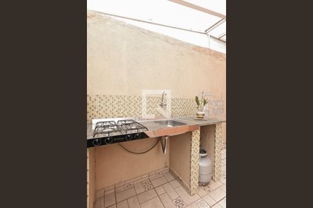 Casa para alugar com 101m², 3 quartos e 6 vagas Casa para alugar com 101m², 3 quartos e 6 vagasQuintal