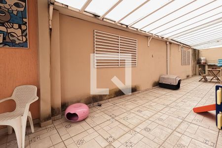 Casa para alugar com 101m², 3 quartos e 6 vagas Casa para alugar com 101m², 3 quartos e 6 vagasQuintal