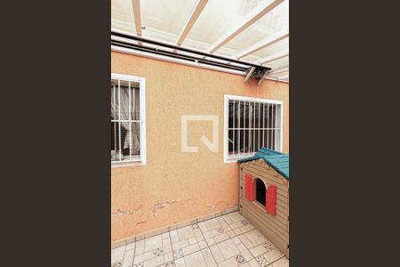 Casa para alugar com 101m², 3 quartos e 6 vagas Casa para alugar com 101m², 3 quartos e 6 vagasQuintal
