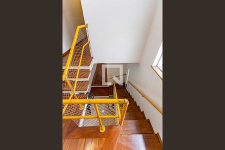 Casa à venda com 227m², 3 quartos e 3 vagasCorredor Dormitórios