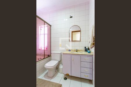 Casa à venda com 227m², 3 quartos e 3 vagasBanheiro da Suite 3