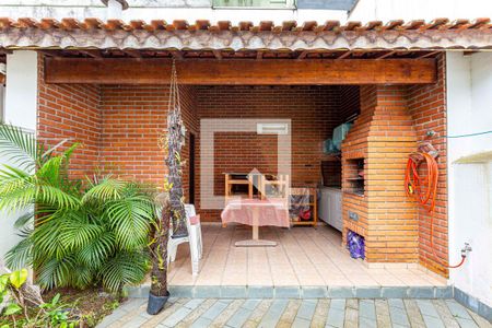 Casa à venda com 227m², 3 quartos e 3 vagasEspaço do Churrasco