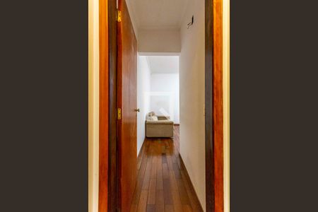 Casa à venda com 227m², 3 quartos e 3 vagasSuite 3