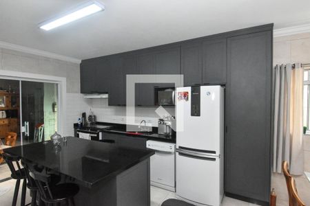 Casa à venda com 149m², 3 quartos e 2 vagas Casa à venda com 149m², 3 quartos e 2 vagasCozinha