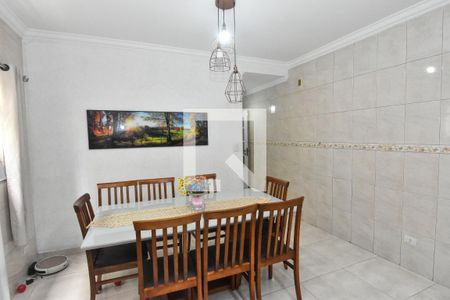 Casa à venda com 149m², 3 quartos e 2 vagas Casa à venda com 149m², 3 quartos e 2 vagasCozinha