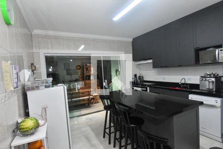 Casa à venda com 149m², 3 quartos e 2 vagas Casa à venda com 149m², 3 quartos e 2 vagasCozinha