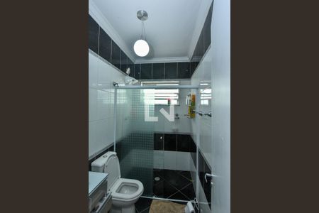 Casa à venda com 149m², 3 quartos e 2 vagas Casa à venda com 149m², 3 quartos e 2 vagasBanheiro