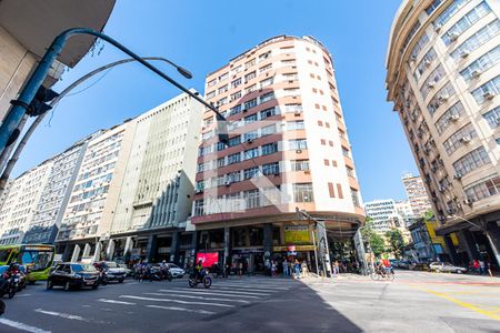 Fachada de apartamento para alugar com 1 quarto, 31m² em Centro, Niterói