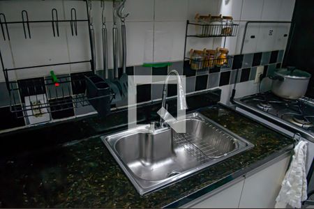 Apartamento à venda com 74m², 3 quartos e 1 vagacozinha e area de serviço