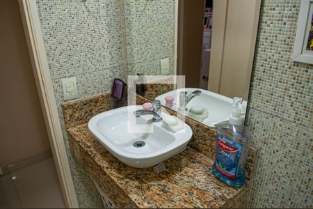 Apartamento à venda com 74m², 3 quartos e 1 vagabanheiro