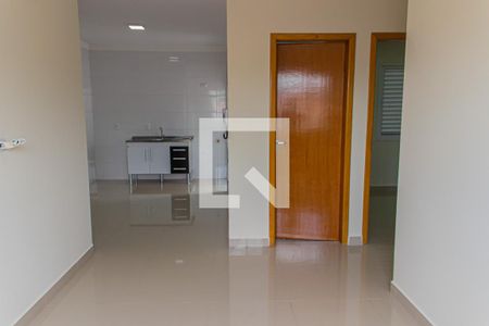 Sala 1 de apartamento para alugar com 2 quartos, 45m² em Vila Palmeiras, São Paulo