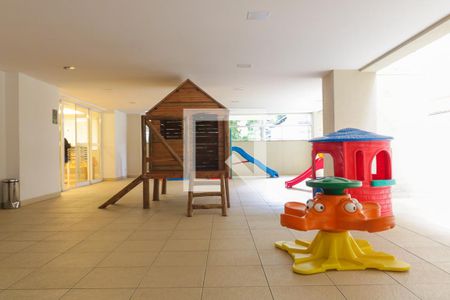 Apartamento à venda com 68m², 2 quartos e 1 vaga Apartamento à venda com 68m², 2 quartos e 1 vagaÁrea Comum - Playground