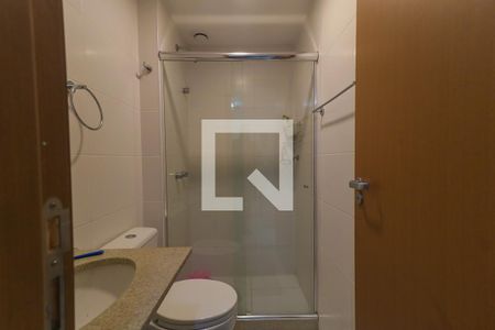 Apartamento à venda com 68m², 2 quartos e 1 vaga Apartamento à venda com 68m², 2 quartos e 1 vagaBanheiro Social