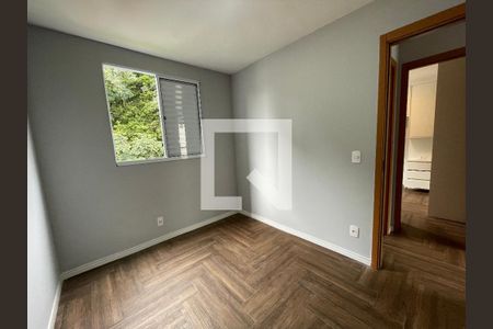 Quarto 1 de apartamento para alugar com 2 quartos, 35m² em Jardim Caiapiá, Cotia