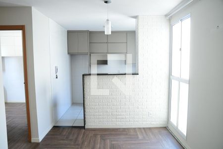 Sala de apartamento para alugar com 2 quartos, 35m² em Jardim Caiapiá, Cotia