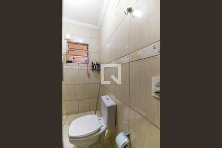 Casa para alugar com 170m², 2 quartos e 2 vagas Casa para alugar com 170m², 2 quartos e 2 vagasBanheiro 1