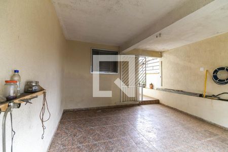 Garagem de casa para alugar com 2 quartos, 170m² em Jardim Vila Carrão, São Paulo