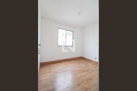 Apartamento à venda com 125m², 3 quartos e 2 vagasQuarto 2