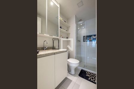 Banheiro de kitnet/studio à venda com 1 quarto, 31m² em Sumarezinho, São Paulo