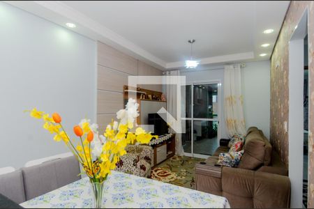 Sala de apartamento à venda com 3 quartos, 77m² em Vila Galvão, Guarulhos