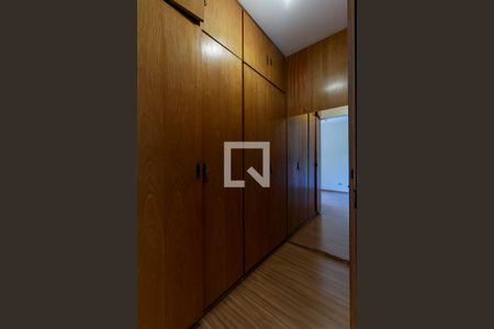 Casa para alugar com 160m², 3 quartos e 2 vagasSuíte