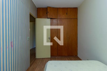 Casa para alugar com 160m², 3 quartos e 2 vagasQuarto 2