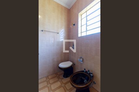 Casa para alugar com 160m², 3 quartos e 2 vagasBanheiro 3