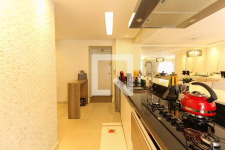 Apartamento à venda com 100m², 2 quartos e 2 vagasCozinha