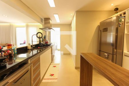 Apartamento à venda com 100m², 2 quartos e 2 vagasCozinha