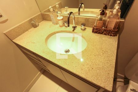 Apartamento à venda com 100m², 2 quartos e 2 vagasDetalhe Banheiro Suíte 2