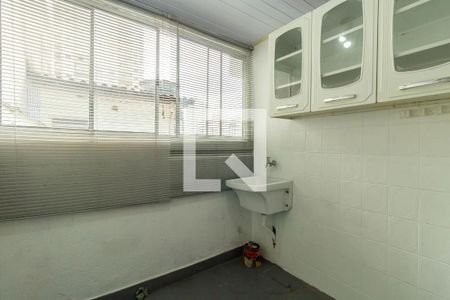 Casa de condomínio para alugar com 33m², 1 quarto e sem vagaLavanderia 