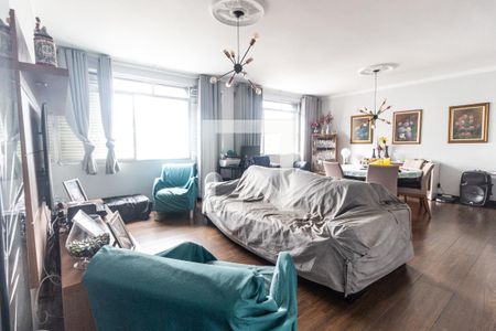 Apartamento à venda com 137m², 3 quartos e 1 vaga Apartamento à venda com 137m², 3 quartos e 1 vagaSala