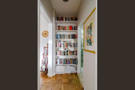 Corredor de apartamento para alugar com 1 quarto, 55m² em Paraíso, São Paulo