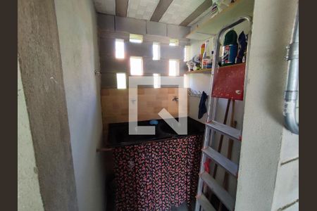 Casa de condomínio à venda com 260m², 4 quartos e 2 vagasÁrea serviço 2