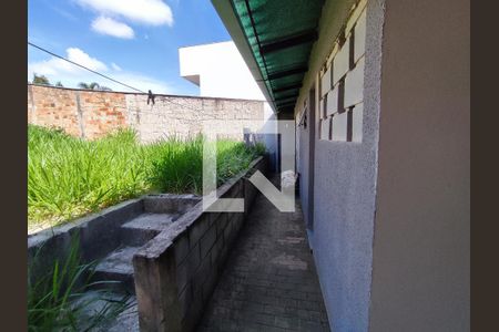 Casa de condomínio à venda com 260m², 4 quartos e 2 vagasQuintal