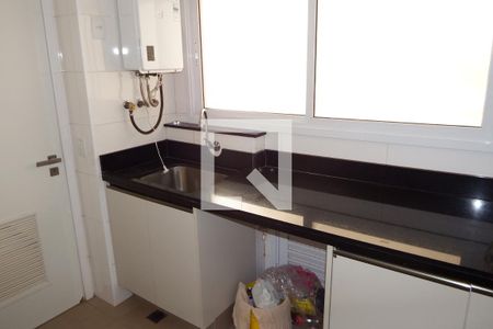 Apartamento para alugar com 227m², 4 quartos e 3 vagasLavanderia