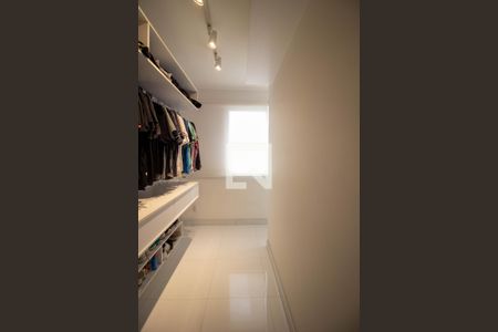 Apartamento para alugar com 105m², 1 quarto e sem vagaCloset