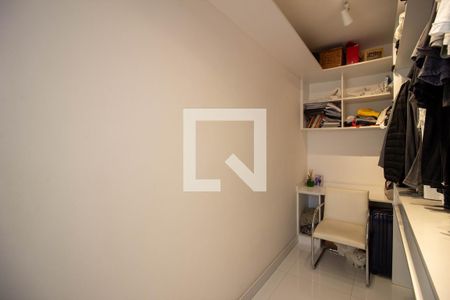 Apartamento para alugar com 105m², 1 quarto e sem vagaCloset