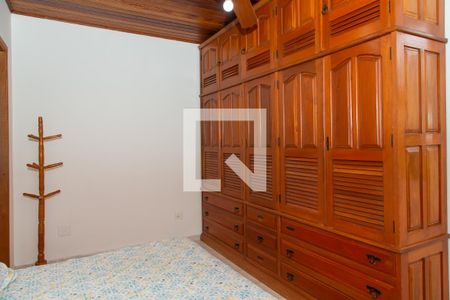 Casa de condomínio para alugar com 140m², 3 quartos e 3 vagas Casa de condomínio para alugar com 140m², 3 quartos e 3 vagasSuíte
