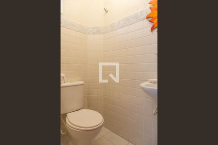 Casa de condomínio para alugar com 140m², 3 quartos e 3 vagas Casa de condomínio para alugar com 140m², 3 quartos e 3 vagasLavabo