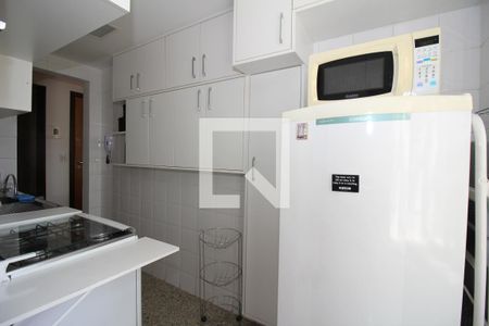 Apartamento para alugar com 55m², 1 quarto e sem vagaCozinha e Área de Serviço