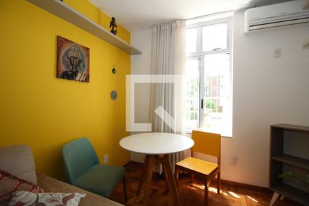 Apartamento para alugar com 55m², 1 quarto e sem vagaSala
