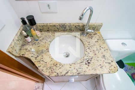 Apartamento à venda com 110m², 2 quartos e 2 vagas Apartamento à venda com 110m², 2 quartos e 2 vagasBanheiro do quarto 1