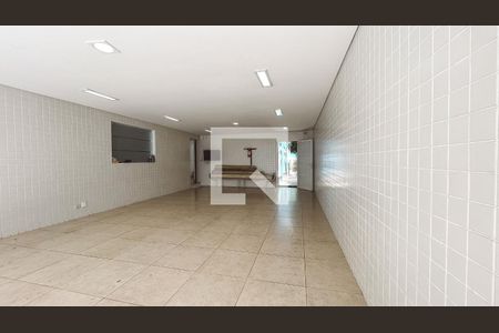 Casa à venda com 561m², 5 quartos e 6 vagasGaragem