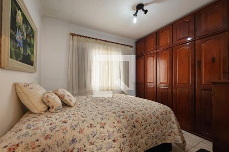 Casa à venda com 450m², 4 quartos e 6 vagasSuíte 4