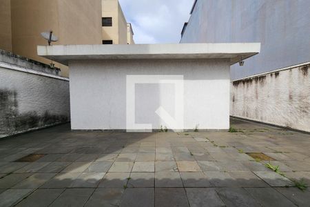 Casa à venda com 450m², 4 quartos e 6 vagasQuintal