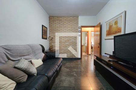 Casa à venda com 450m², 4 quartos e 6 vagasSuíte 2