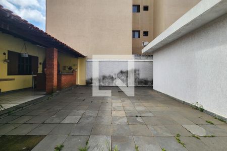 Casa à venda com 450m², 4 quartos e 6 vagasQuintal