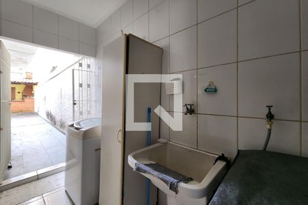 Casa à venda com 450m², 4 quartos e 6 vagasÁrea de Serviço