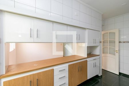 Casa à venda com 160m², 2 quartos e 2 vagas Casa à venda com 160m², 2 quartos e 2 vagasCozinha